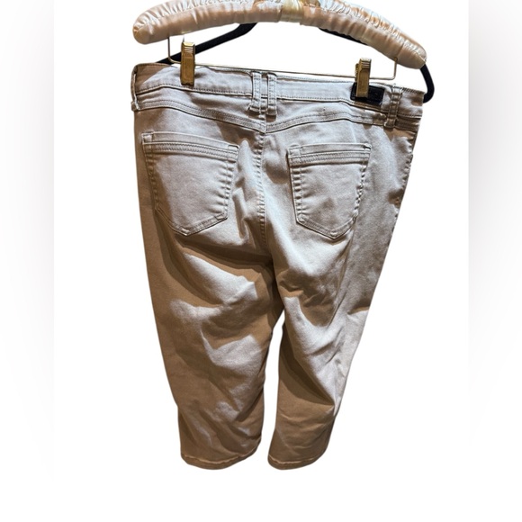 Natural Jean Look Pedal Pushers Capris Size 10 - Picture 6 of 8
